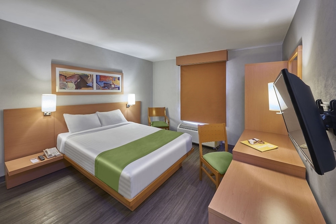 Imagen de la habitación del Hotel City Express By Marriott Celaya Parque. Foto 9