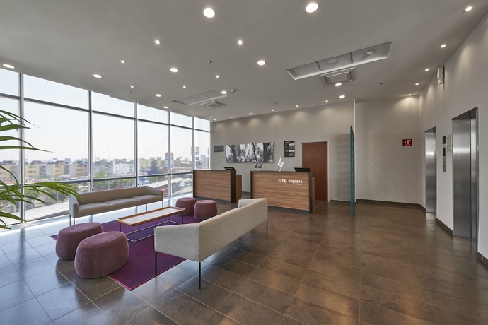 Imagen de los interiores del Hotel City Express By Marriott Ciudad De M&eacute;xico La Raza. Foto 16
