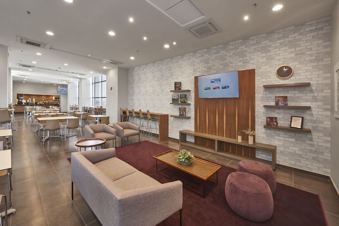 Imagen del bar/restaurante del Hotel City Express By Marriott Ciudad De M&eacute;xico La Raza. Foto 2