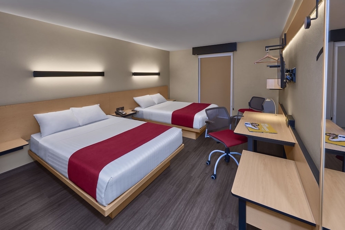 Imagen de la habitación del Hotel City Express By Marriott Ciudad De M&eacute;xico La Raza. Foto 8