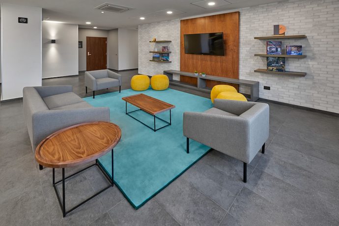 Imagen de los interiores del Hotel City Express By Marriott Guaymas. Foto 14