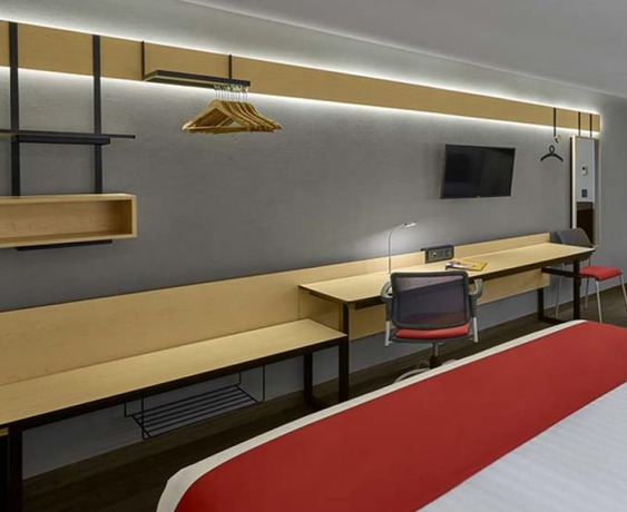 Imagen de la habitación del Hotel City Express By Marriott Guaymas. Foto 6