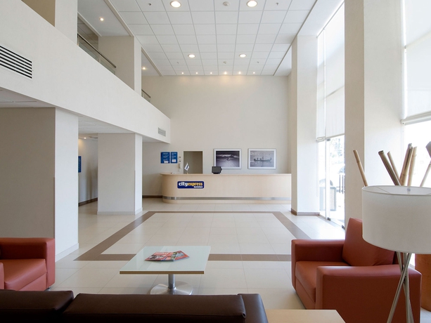 Imagen de los interiores del Hotel City Express By Marriott Lazaro Cardenas. Foto 12