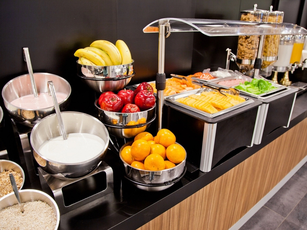 Imagen del bar/restaurante del Hotel City Express By Marriott Lazaro Cardenas. Foto 5