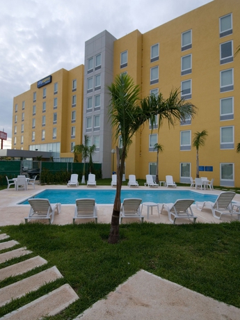 Imagen general del Hotel City Express By Marriott Lazaro Cardenas. Foto 4