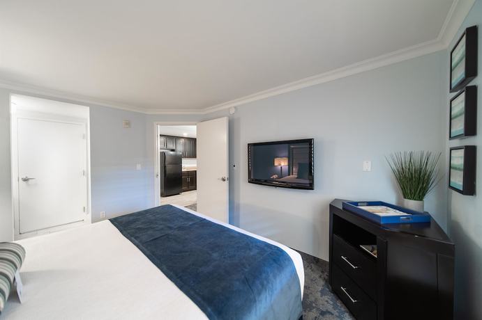 Imagen de la habitación del Hotel City Express By Marriott Manhattan Beach. Foto 10