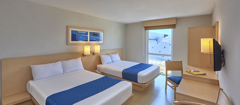 Imagen de la habitación del Hotel City Express By Marriott Manzanillo. Foto 10