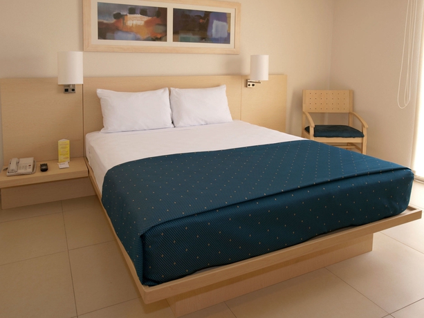 Imagen de la habitación del Hotel City Express By Marriott Minatitlan. Foto 7