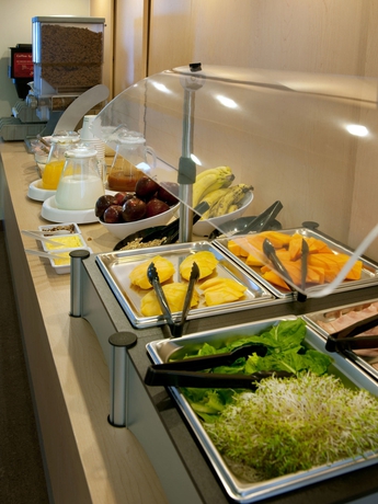 Imagen del bar/restaurante del Hotel City Express By Marriott Nogales. Foto 5