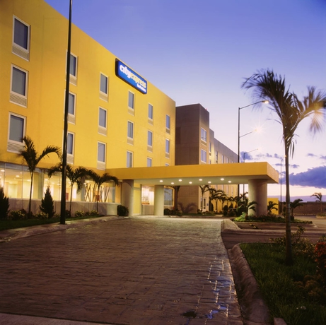 Imagen general del Hotel City Express By Marriott Nuevo Laredo. Foto 2