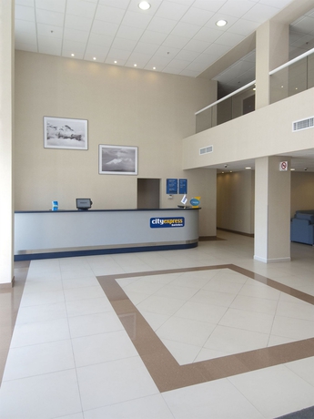 Imagen de los interiores del Hotel City Express By Marriott Puebla Angelopolis. Foto 13