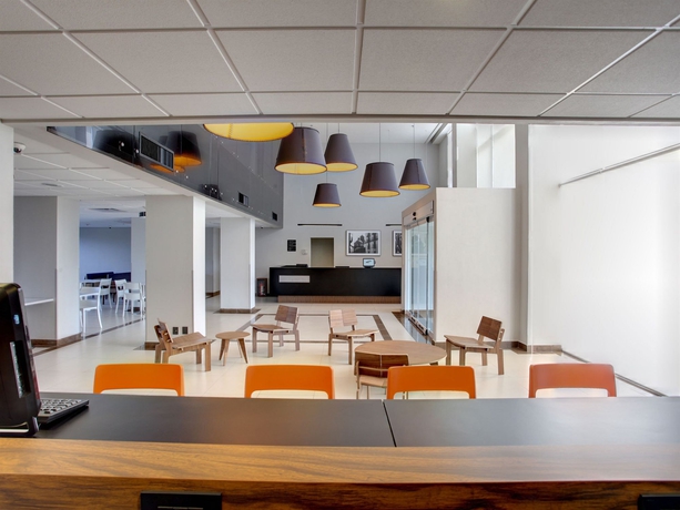 Imagen de los interiores del Hotel City Express By Marriott Quer&eacute;taro Jur&iacute;ca. Foto 11