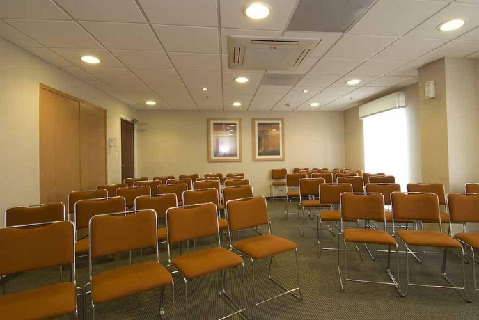 Imagen de los interiores del Hotel City Express By Marriott Queretaro. Foto 14