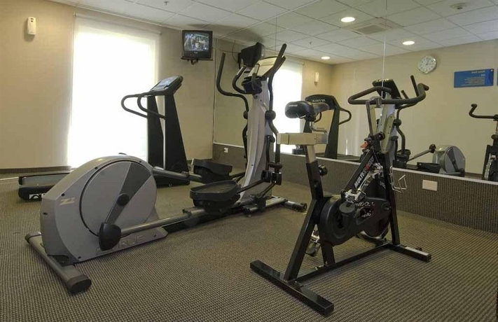 Imagen de los interiores del Hotel City Express By Marriott Reynosa. Foto 11