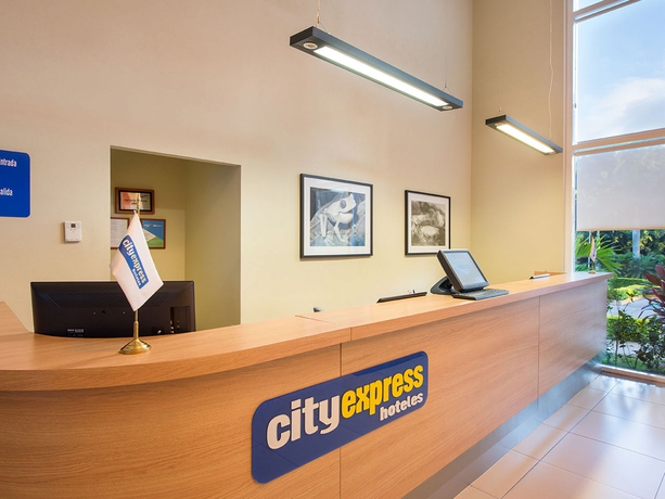 Imagen de los interiores del Hotel City Express By Marriott San Jose Costa Rica. Foto 10