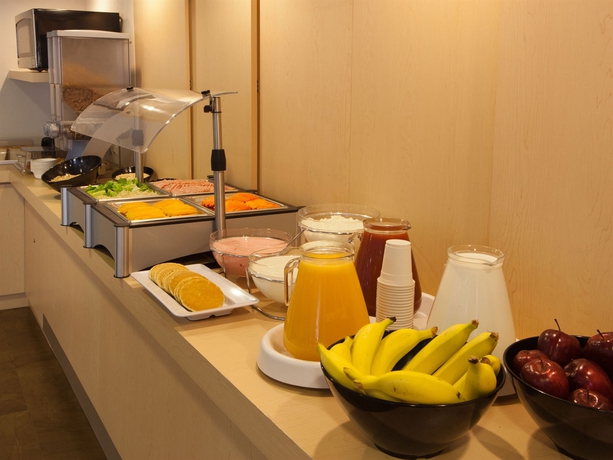 Imagen del bar/restaurante del Hotel City Express By Marriott Xalapa. Foto 3