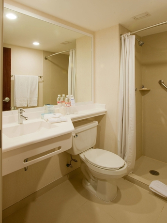 Imagen de la habitación del Hotel City Express By Marriott Zacatecas. Foto 9