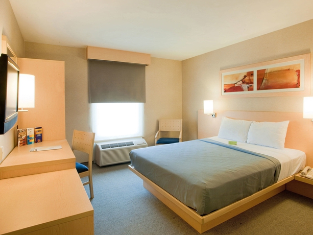 Imagen de la habitación del Hotel City Express By Marriott Zacatecas. Foto 10