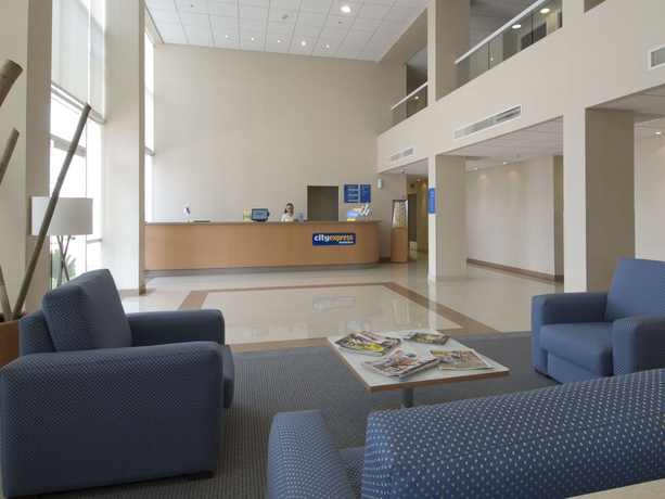 Imagen de los interiores del Hotel City Express Chihuahua. Foto 15