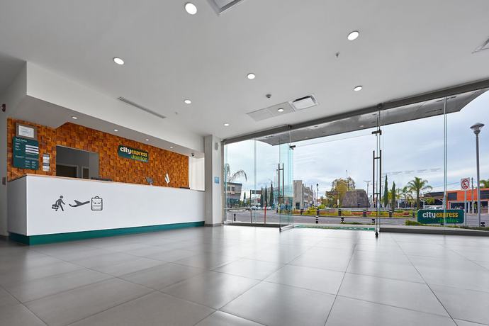 Imagen de los interiores del Hotel City Express Junior Aguascalientes Centro. Foto 16