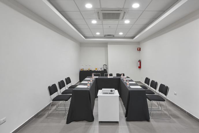 Imagen de los interiores del Hotel City Express Junior Aguascalientes Centro. Foto 17