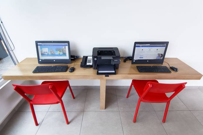 Imagen de los interiores del Hotel City Express Junior Bogota Aeropuerto. Foto 11