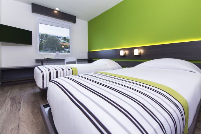 Imagen de los interiores del Hotel City Express Junior Bogota Aeropuerto. Foto 12