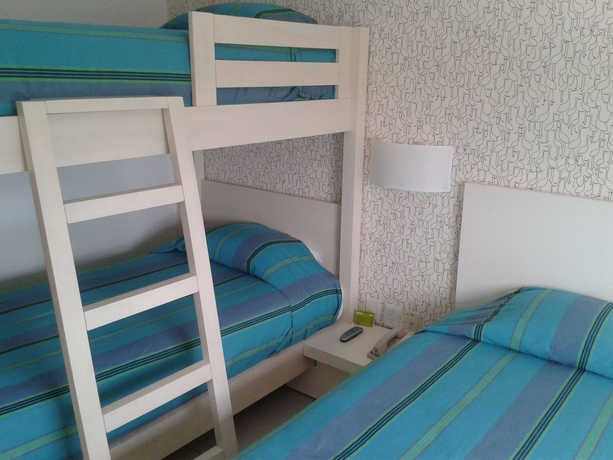 Imagen de la habitación del Hotel City Express Junior By Marriott Cancun. Foto 7