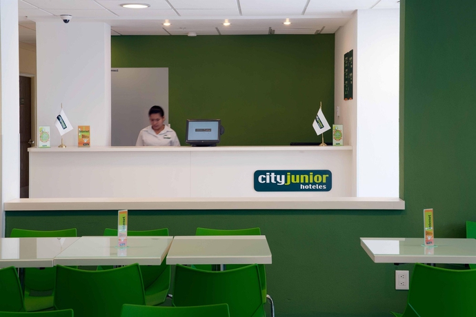 Imagen de los interiores del Hotel City Express Junior By Marriott Cancun. Foto 16