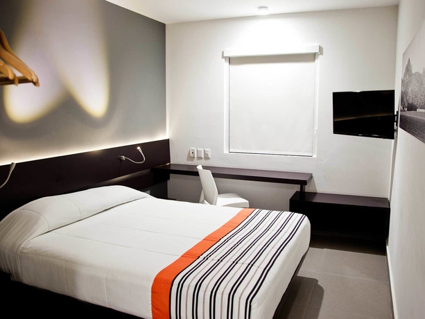 Imagen de la habitación del Hotel City Express Junior By Marriott Ciudad Del Carmen Aeropuerto. Foto 7