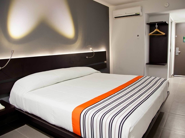 Imagen de los interiores del Hotel City Express Junior By Marriott Ciudad Del Carmen Aeropuerto. Foto 14