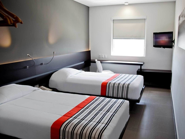Imagen de la habitación del Hotel City Express Junior By Marriott Ciudad Del Carmen Aeropuerto. Foto 11