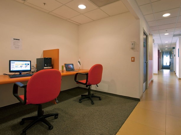 Imagen de los interiores del Hotel City Express Junior By Marriott Guadalajara Periférico Sur. Foto 14