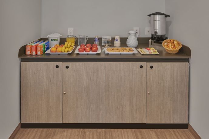 Imagen de los interiores del Hotel City Express Junior By Marriott Merida Altabrisa. Foto 17