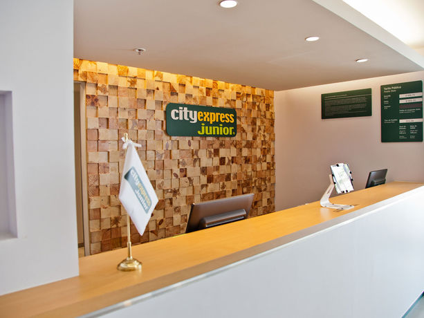 Imagen de los interiores del Hotel City Express Junior By Marriott San Luis Potosi Carranza. Foto 14