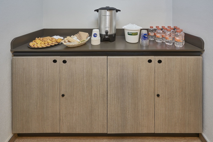 Imagen de los interiores del Hotel City Express Junior By Marriott Toluca Zona Industrial. Foto 19