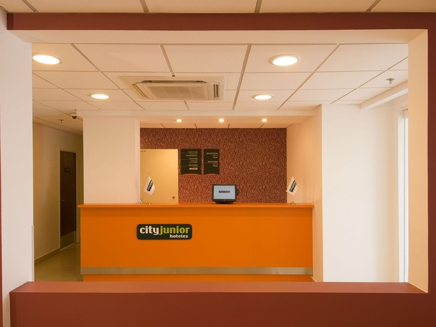 Imagen de los interiores del Hotel City Express Junior Tijuana Otay. Foto 9