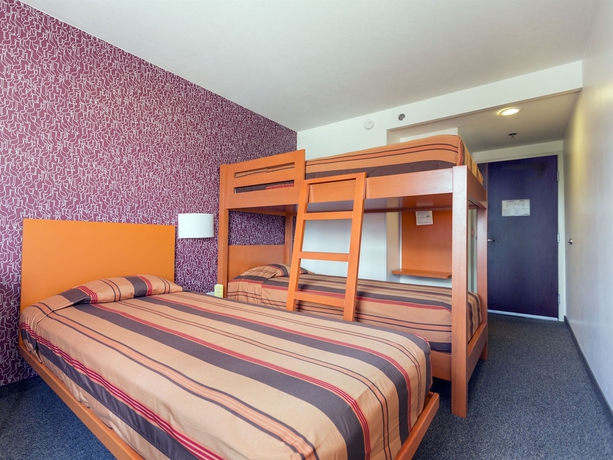 Imagen de la habitación del Hotel City Express Junior Tijuana Otay. Foto 4