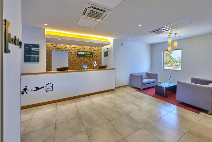 Imagen general del Hotel City Express Junior Tuxtla Gutiérrez Poliforum. Foto 4