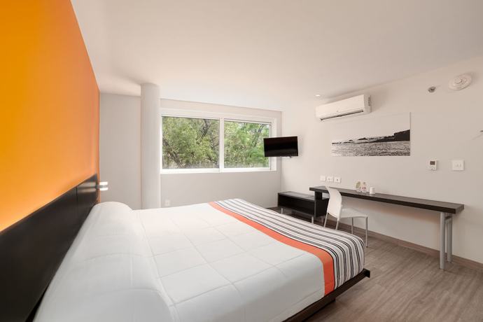 Imagen de la habitación del Hotel City Express Junior by Marriott CDMX Sullivan. Foto 11