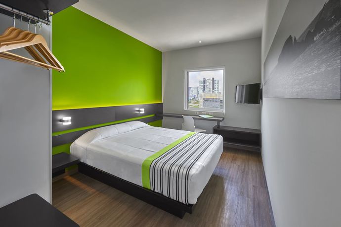 Imagen general del Hotel City Express Junior by Marriott Puebla Angelopolis. Foto 1