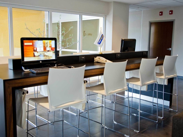 Imagen de los interiores del Hotel City Express La Paz. Foto 15