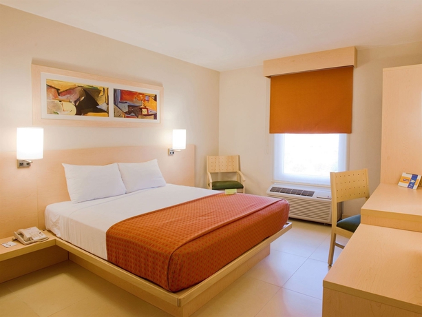 Imagen de la habitación del Hotel City Express Los Mochis. Foto 4