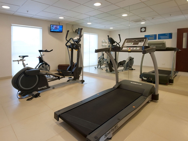 Imagen de los interiores del Hotel City Express Merida. Foto 10