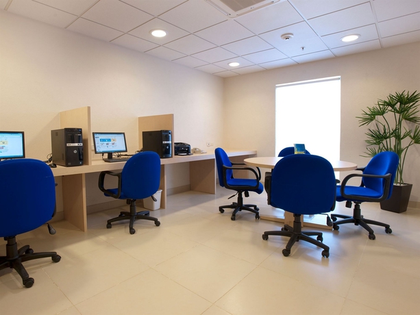 Imagen de los interiores del Hotel City Express Merida. Foto 12