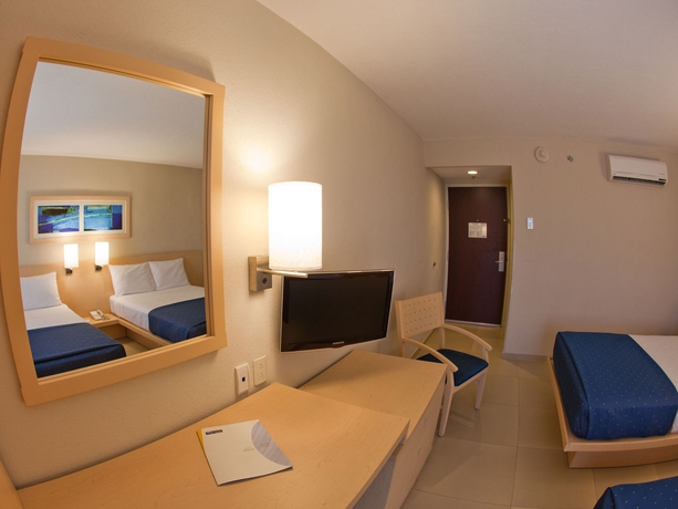 Imagen de la habitación del Hotel City Express Merida. Foto 8