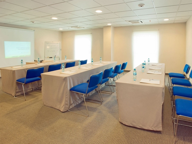 Imagen de los interiores del Hotel City Express Merida. Foto 15