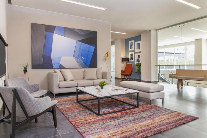 Imagen de los interiores del Hotel City Express Plus Bogota Aeropuerto. Foto 9