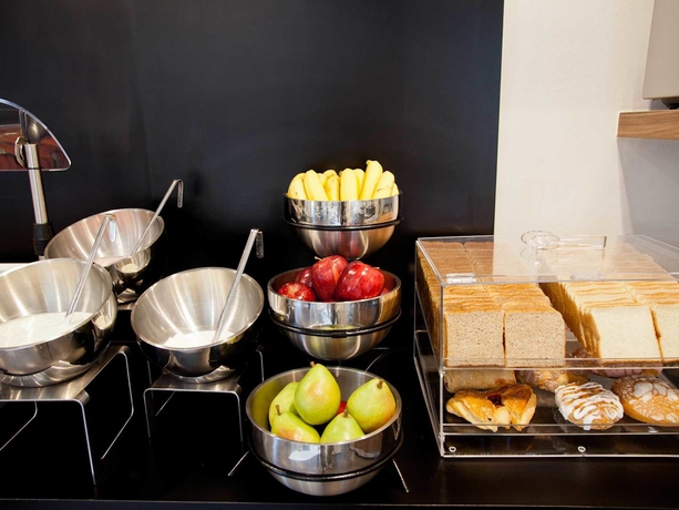 Imagen del bar/restaurante del Hotel City Express Plus By Marriott Monterrey Nuevo Sur. Foto 6