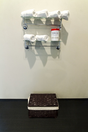 Imagen de los interiores del Hotel City Express Plus By Marriott Mundo E. Foto 13